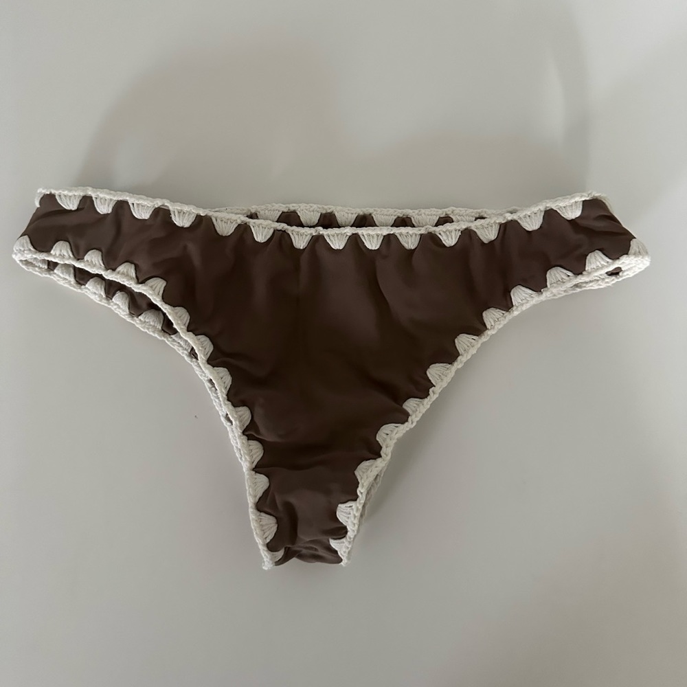 Posh Pua Bottoms in Size Small